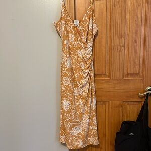 Midi cocktail dress, orange with floral pattern. Only worn once